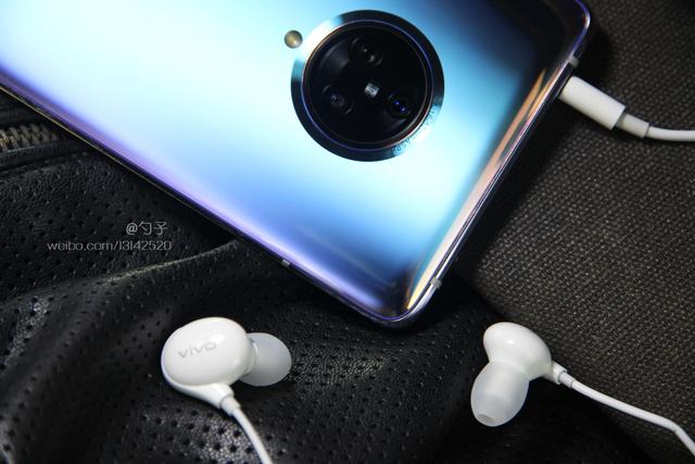 vivo NEX 3S性能全面提升,为何却“降价”售卖?缘由其实简单!