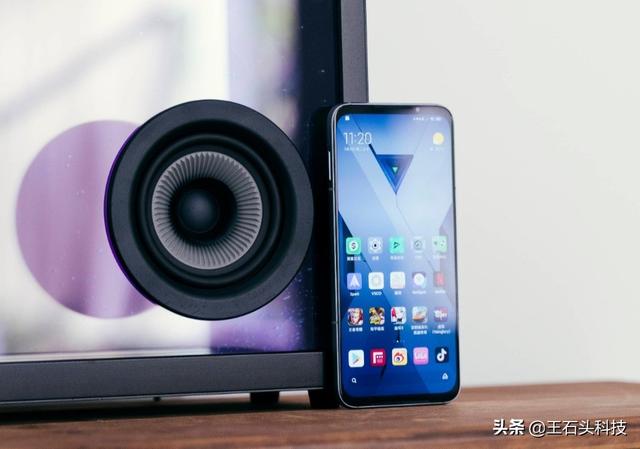3000元左右,有什么手机值得推荐?我认为首选机型非它莫属!