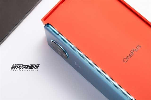 刷剧抱着手机不离手 没有块好屏幕怎能行?