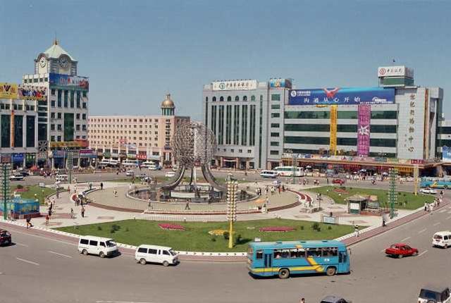 3月,楼市“失色”,业主:交完首付才两三个月,房子就跌了20万