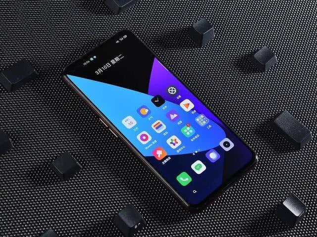 性价比最高的3款旧旗舰,配置强悍颜值超高,何必花高价买5G?
