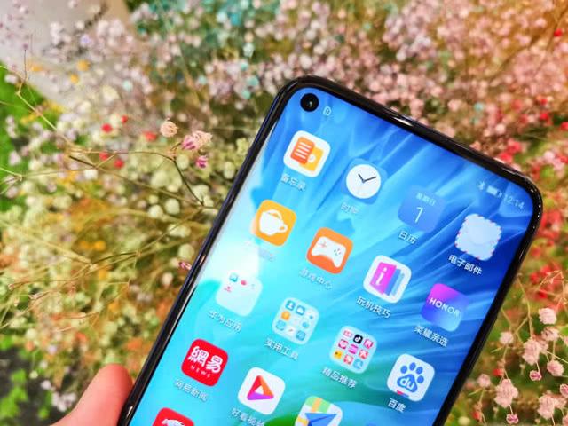 1500元预算想买好手机?这3款就非常不错,颜值出众性价比极高!