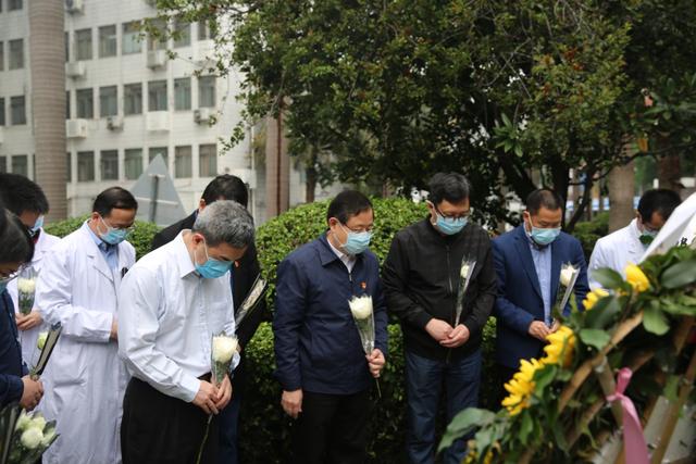 清明前夕,缅怀“抗非典”烈士邓练贤
