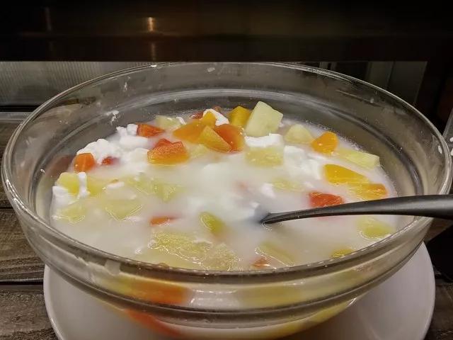 日本东京新开KFC自助餐厅,美食不限量!我终于实现了炸鸡自由!