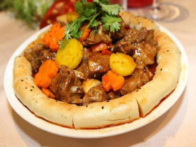 来新疆必吃的6种美食,馕包肉、胡辣羊蹄,全吃过的算厉害