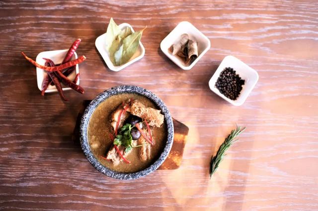 来昆明体验一下无国界美食,这里有不一样的异国风情