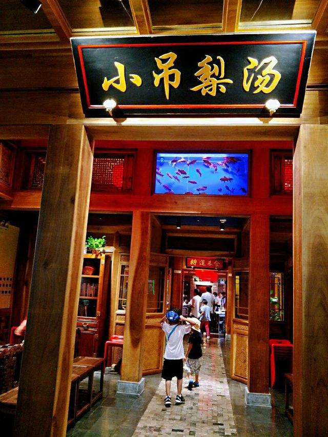 藏在北京的美食宝地,烤鸭比全聚德更好吃?性价比也很高