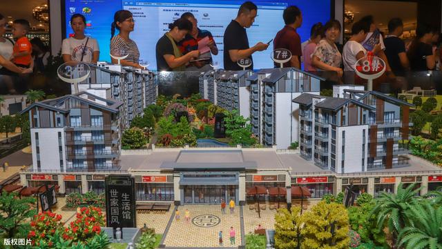 楼市回暖,房价疯涨的年代又回来了?炒房客可能高兴的太早