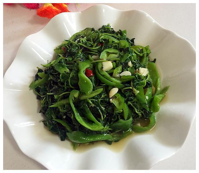 它是菜也是药,对咳嗽痰多特有效,路边就有很多,不懂吃可惜了!