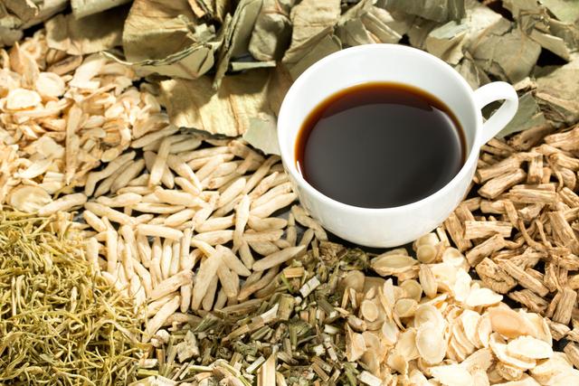 乙肝恶化成肝硬化的几率有多高?若是像他一样过度劳累,很快