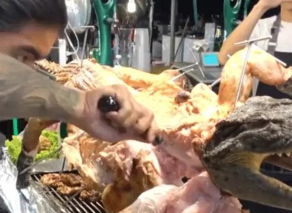 泰国的另类“烤鱼”,一天卖一条就赚大了,国内也有却不允许吃!