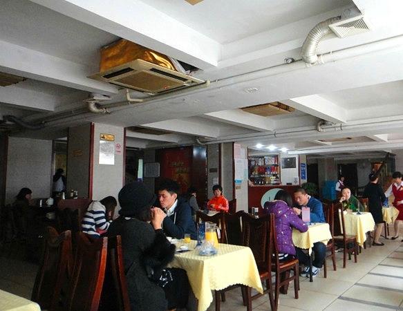 厦门不一般的海鲜大排档,排号等位是常态,酱油水是啥?
