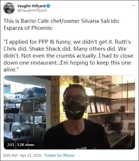 ▲凤凰城的一家餐馆业主表示,大公司们得到贷款,他申请了“却连面包屑都没有” 。图自:社交媒体