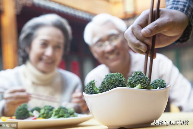 中年人要想长寿,还得做好这6个保健措施,可别大意了