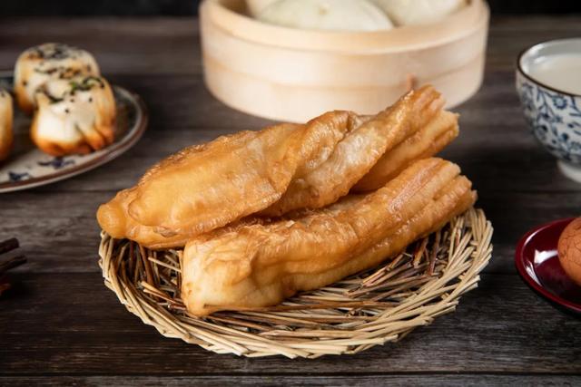 提醒!吃饭时的9个坏习惯,越早改变,肠胃越健康!