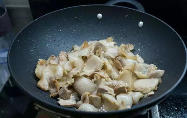 川菜之王竟是“回锅肉”?学会发给你的朋友炫耀吧