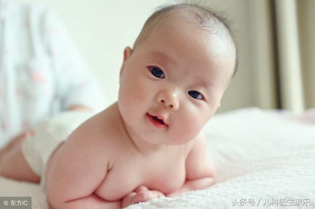 宝宝出疹子时,需要怎样护理?