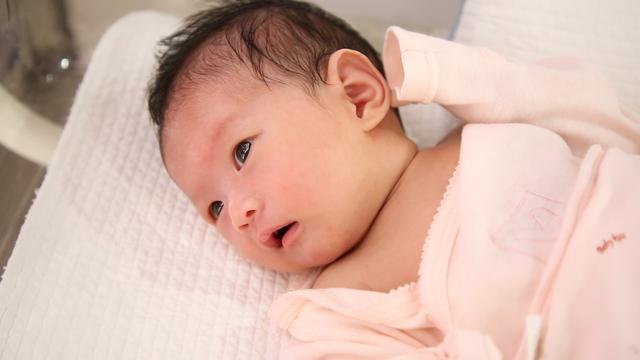 大人和小孩都不能掉以轻心的小儿麻疹,该如何预防与护理?