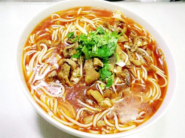 宁夏中卫必吃的六大美食,塞北江南不能错过的美味,没吃就白来了