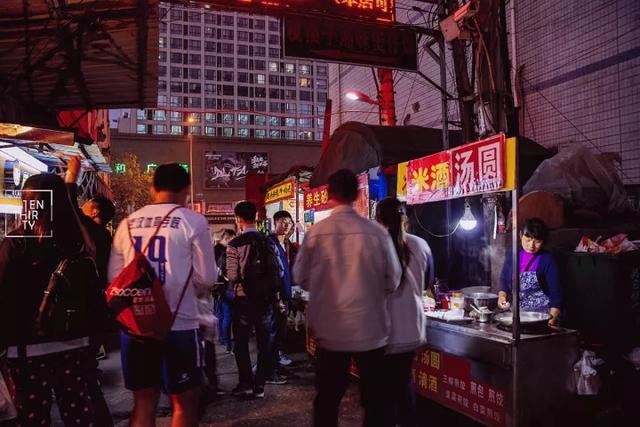 武汉高校周边美食,10块钱喂饱你的青春!