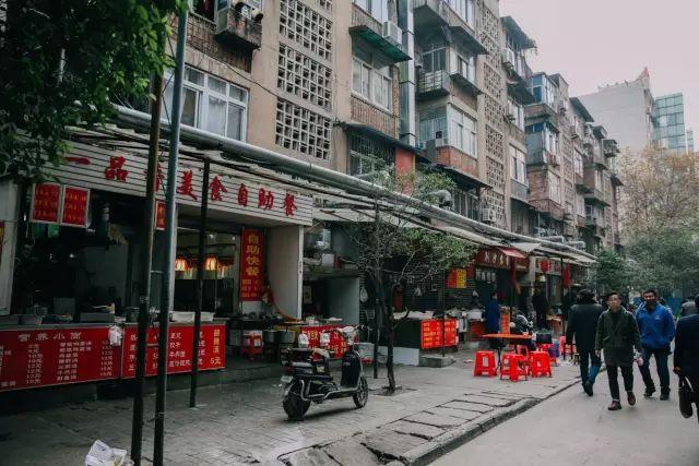 武汉高校周边美食,10块钱喂饱你的青春!