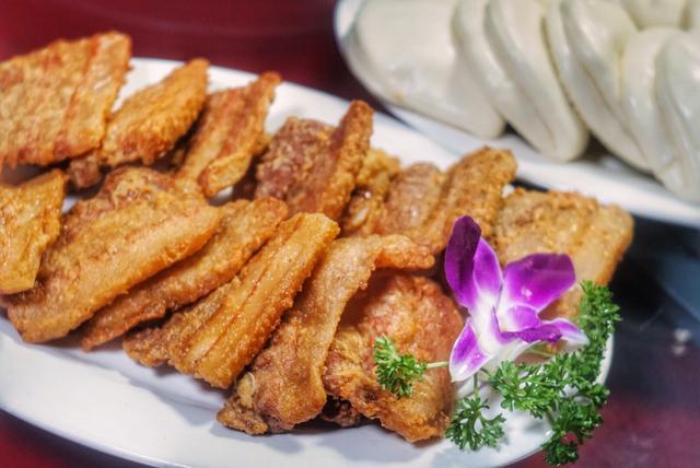 终于迎来出门放风的日子,先去厝边的排挡吃顿饭