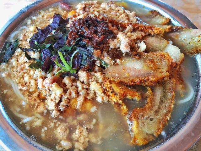 广西人爱吃粉,一日三餐米粉都可作为主食,广西米粉的千百味