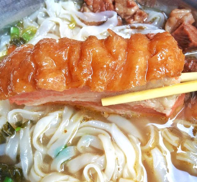 广西人爱吃粉,一日三餐米粉都可作为主食,广西米粉的千百味