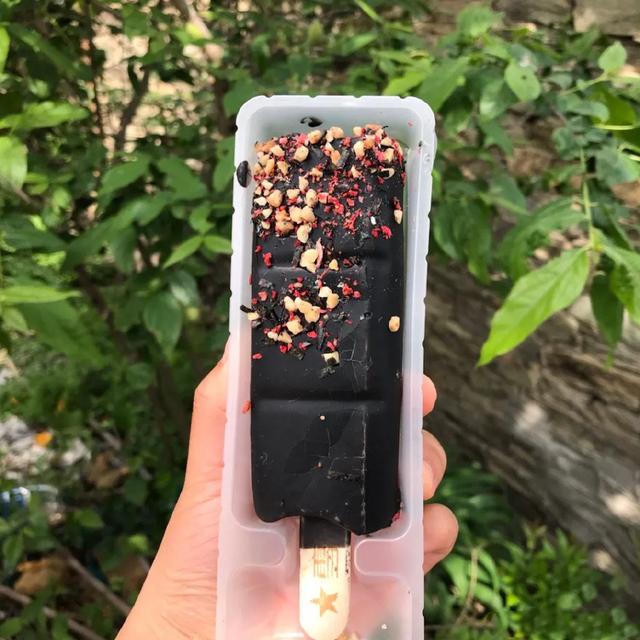 你敢相信吗?雪糕竟然有葱香、臭豆腐、折耳根和花椒口味!