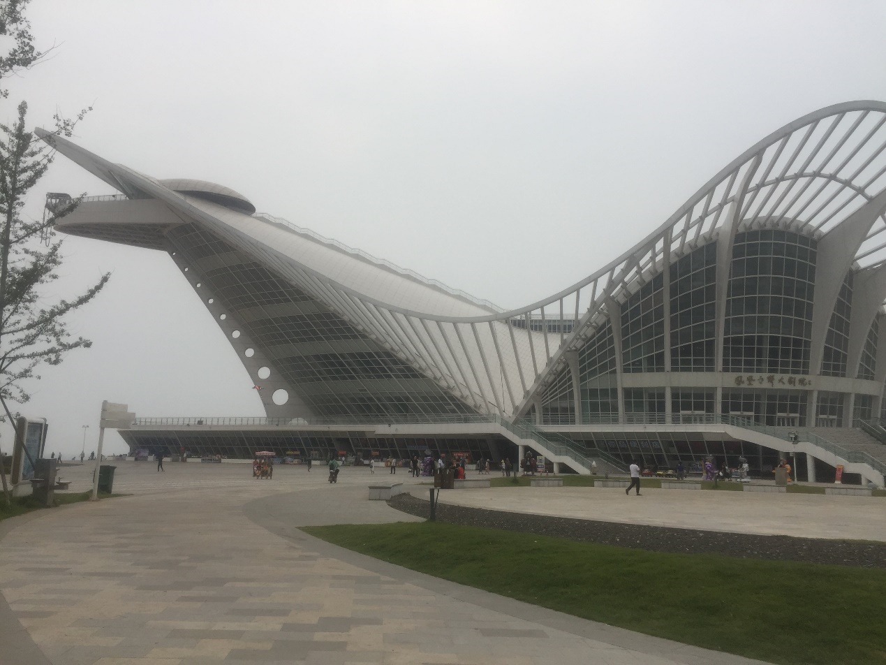 房地产税控房价?深圳楼市又火爆背后