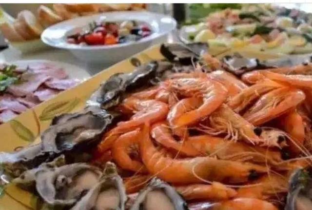 隔夜水、隔夜菜、隔夜茶、隔夜肉,哪个能吃哪个不能吃?