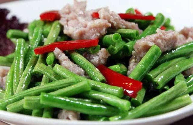 夏季时令蔬菜:冬吃萝卜夏吃姜。在对的时间,吃对的蔬菜