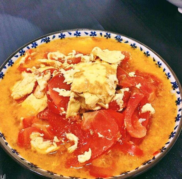 夏季时令蔬菜:冬吃萝卜夏吃姜。在对的时间,吃对的蔬菜