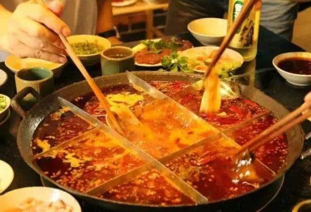 这4种食物尽量不要吃,想吃也要控制量,不然贪吃会“伤害喉咙”