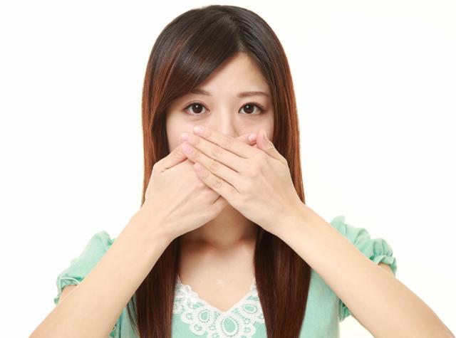早上起来会口臭、口干?不仅是口腔问题,这5个因素也别忽视