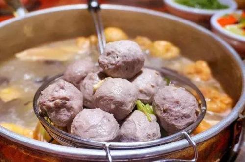吃火锅时,这5种荤菜再馋也别点,店员:我们老板自己从来不吃!