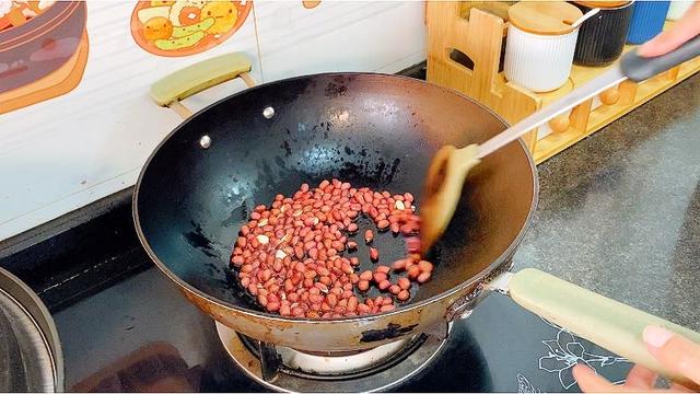 立夏后,少吃肉多吃这道菜,蛋白质含量特高,比吃肉都解馋