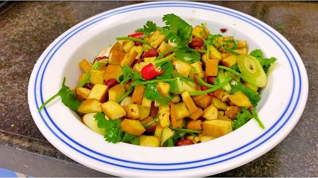 立夏后,少吃肉多吃这道菜,蛋白质含量特高,比吃肉都解馋