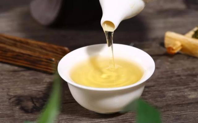 茶叶第一泡水到底有多脏?洗茶能洗去脏东西吗?有没有必要倒掉