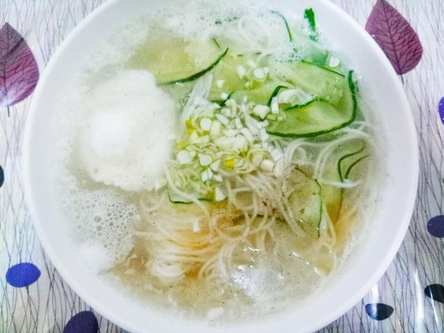 高血压者,除了盐,1种“水果”最好少吃,指的是什么?