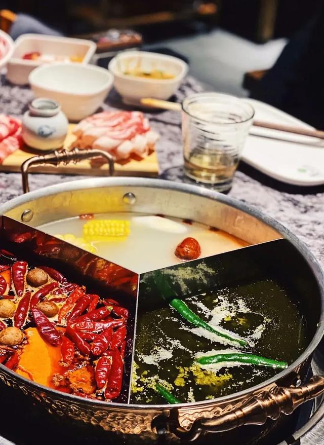 武汉20家排到脑阔疼的人气美食,躺在家也能吃到了