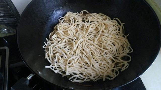 5种面条,再便宜也别买回家,不是迷信,超市进货商都不吃