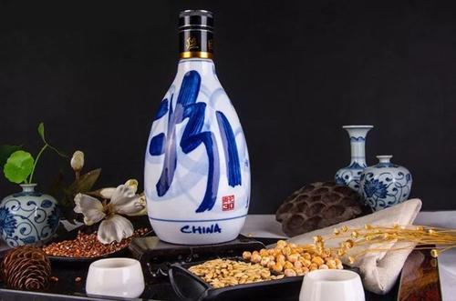 中国有4种低价酒,是穷人版的“茅台酒”!不知你喝没