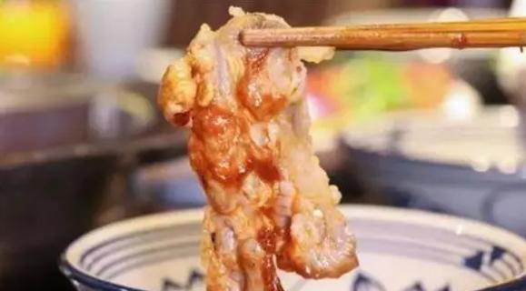吃火锅顺序,不是先涮肉和蔬菜,小编告诉你正确答案