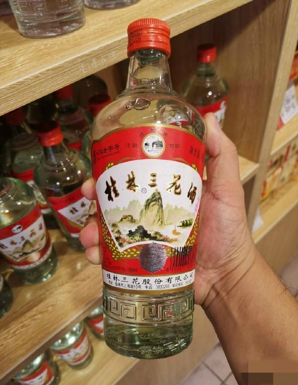 150元以内,口感不输茅台的白酒推荐,普通家庭自己喝,太合适了