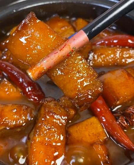 五花肉如何才能香嫩软糯?记住这一步,肥而不腻,入口即化