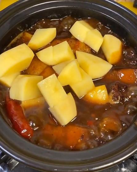五花肉如何才能香嫩软糯?记住这一步,肥而不腻,入口即化