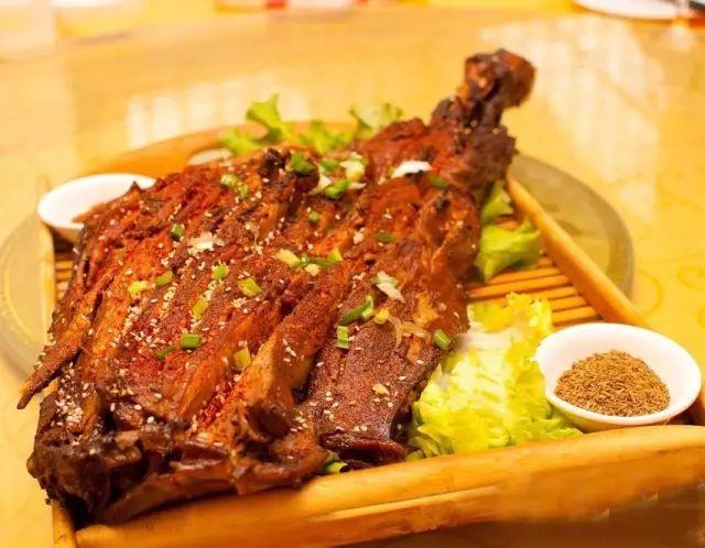 在中国,吃过这60样美食的人生才算完美。