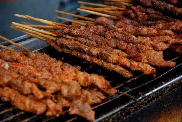 在中国,吃过这60样美食的人生才算完美。