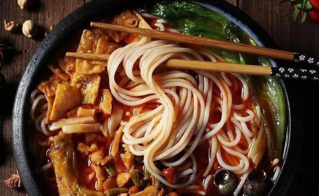 中国4种不被模仿的美食,只能在本地大火,外地人少有人问津